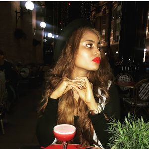 Meet your Posher, Crystal